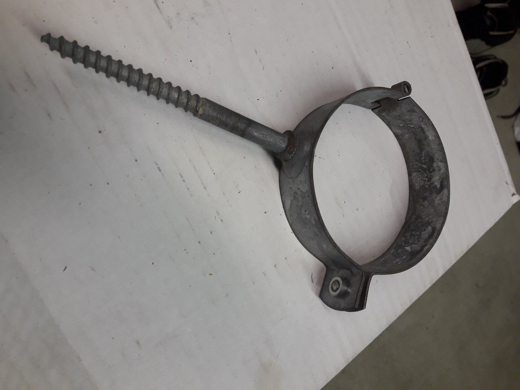 Supporti a parete: Rohrhalter LW100 – Nuovo (secondo la descrizione) da Beringen venduto da Hexe78