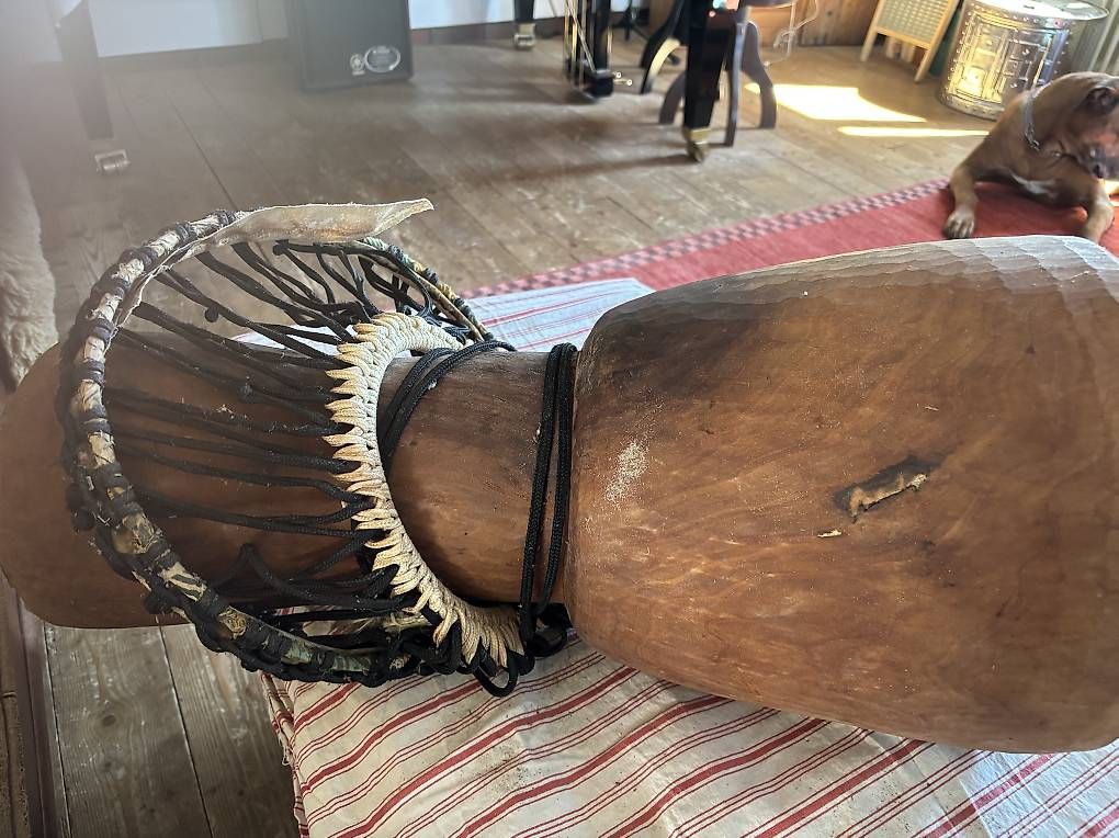 Musikinstrumente: Djembe gross zum Bespannen – Gebraucht aus Hämikon von Eiche2012