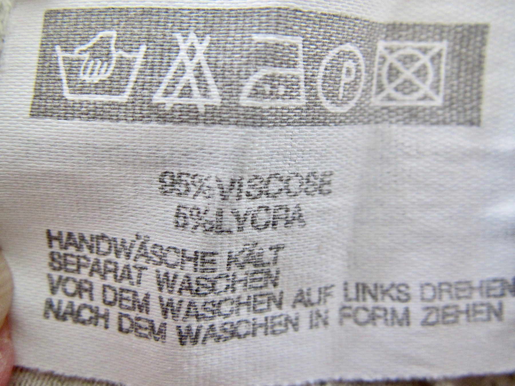 Pullover & Sweatshirts: PULL MIS - SAISON STREET 0NE S – Gebraucht aus Murten von Selliot 4