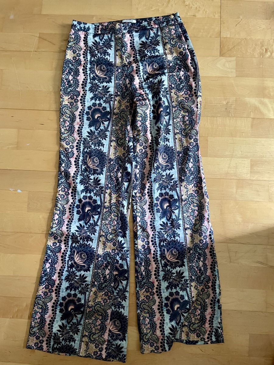 Sandro Pantaloni: Sandro trousers size 38 – Usato da Yverdon-les-Bains venduto da pen_bbz8 5