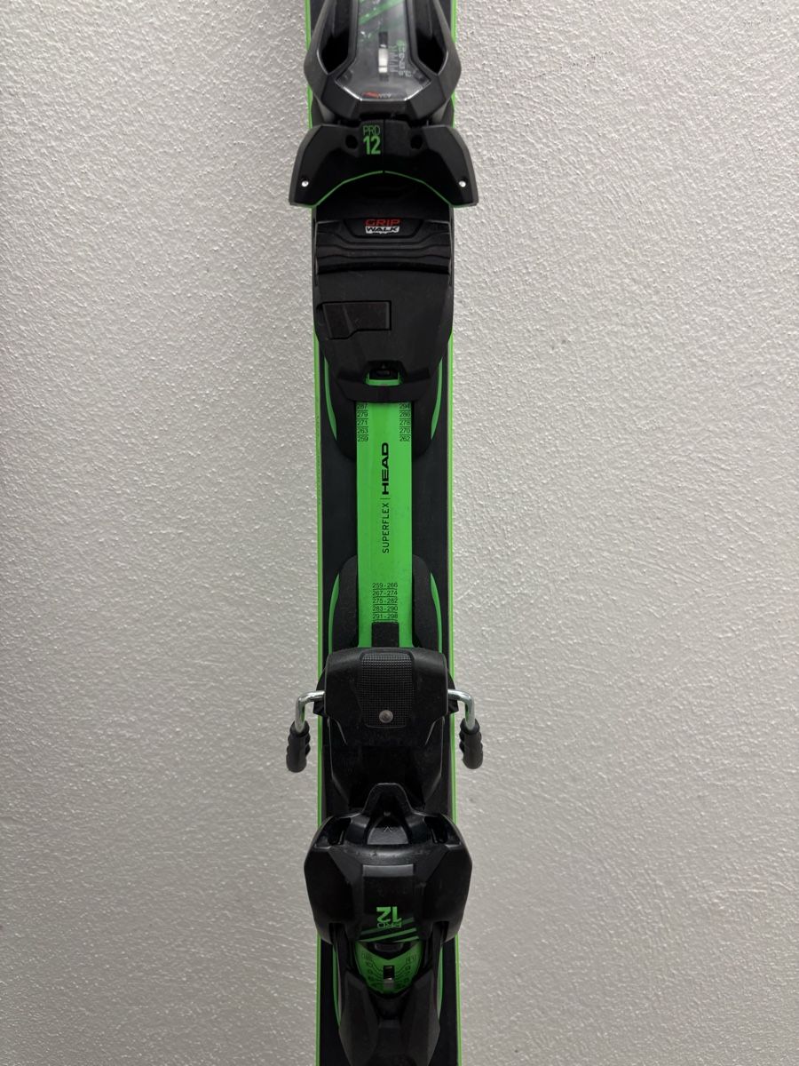 Head Skis: Ski HEAD Super Shape e-Magnum 163cm gebraucht – D'occasion à Eschlikon TG par fra_yn7f 2