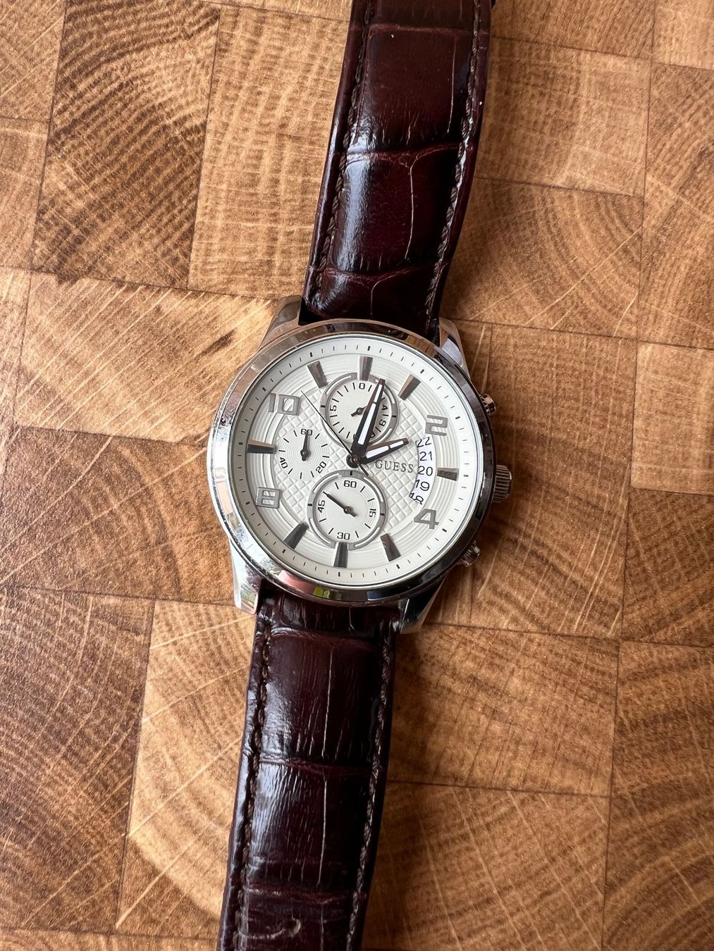 Guess Orologi: Guess Chronograph – Nuovo (secondo la descrizione) da Frauenfeld venduto da mani.s 1