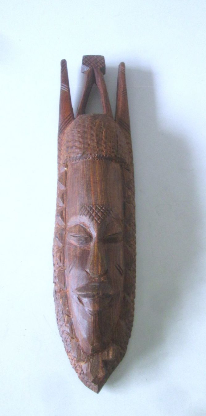 Arte internazionale: Holzmaske – Usato da Sementina venduto da babucia