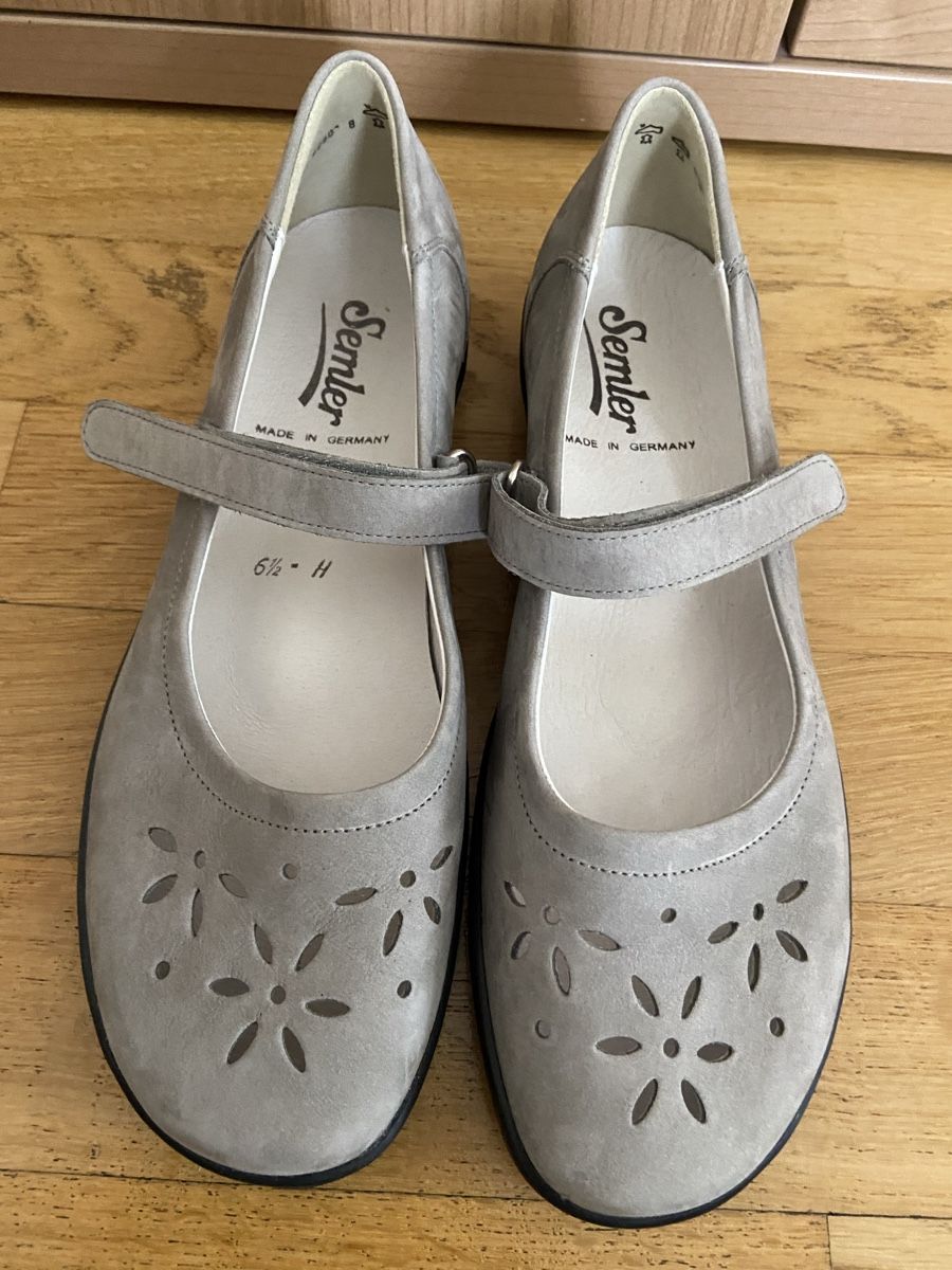Scarpe da donna: BALLERINA GRÖSSE 6.5 – Nuovo (secondo la descrizione) da Zürich venduto da schneeflocke303