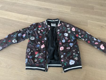 Girls United Bomberjacke Blumenmuster Grösse 158-164