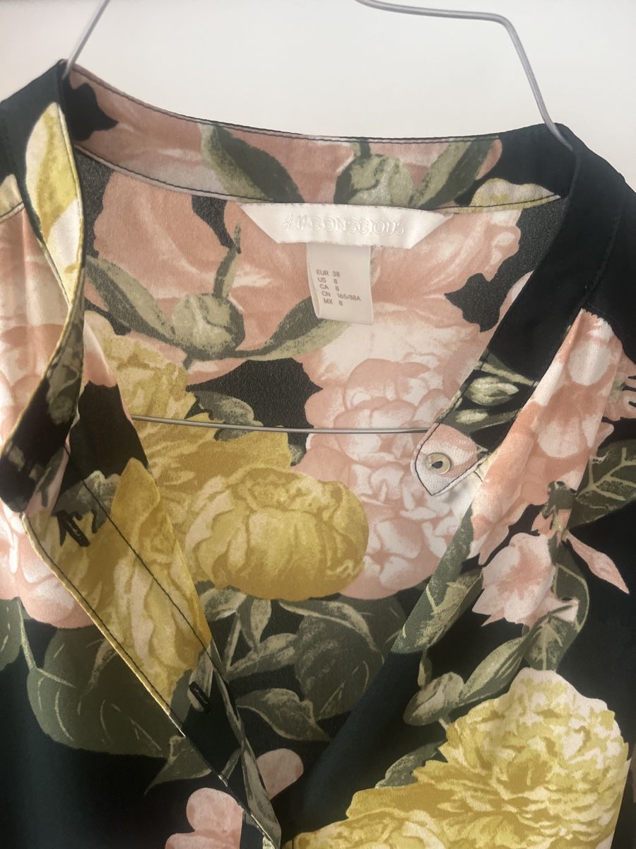 H&M Camicette: H&M Conscious / Floral Blouse Size 38. – Usato da Zürich venduto da kleinesgrau 1
