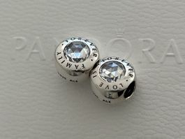 Pandora Charms mit Zirkonias und Inschrift (2 Stück)