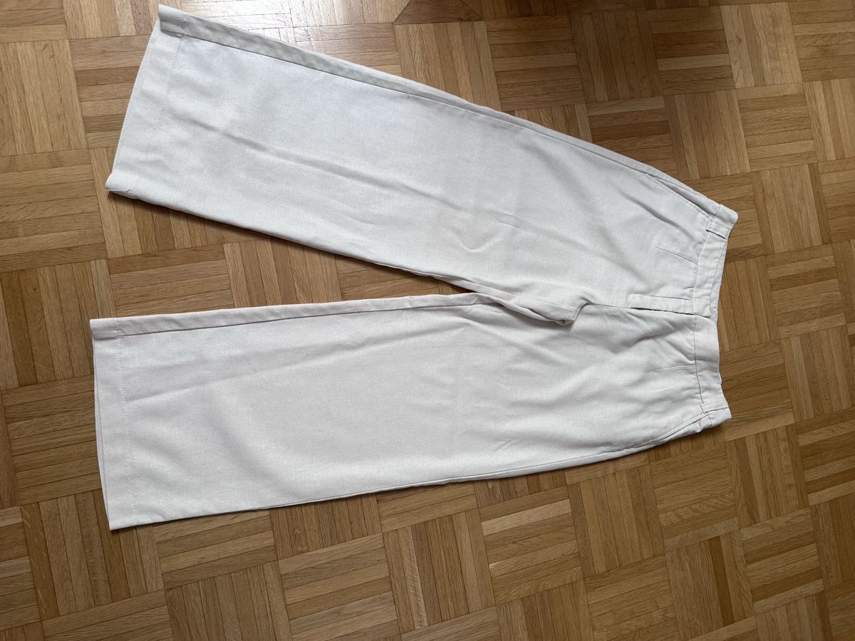 Completi & Tailleur: Anzug mit Weste weiss Nr.42 – Usato da Mels venduto da ricoshop 2