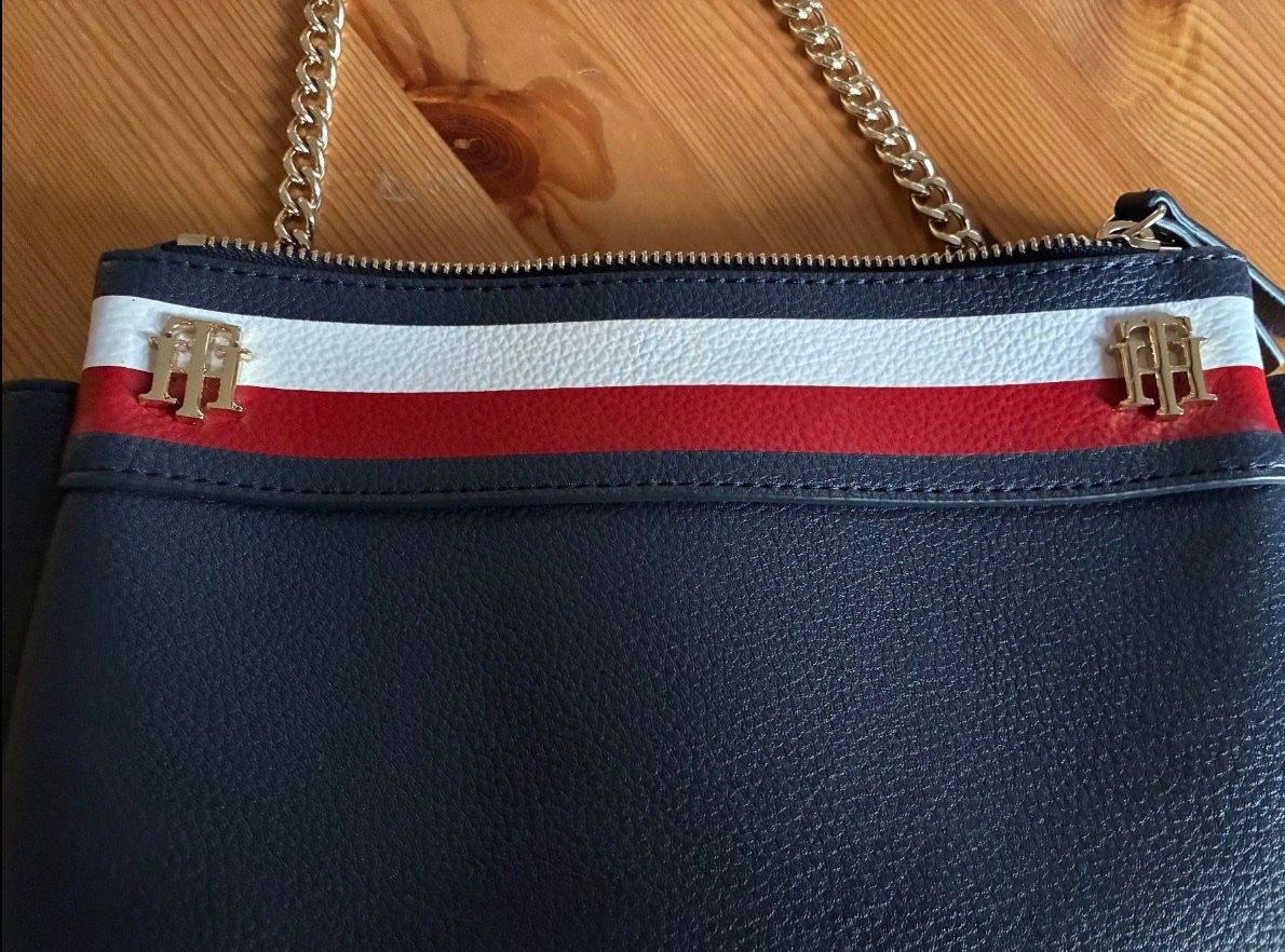 Tommy Hilfiger Borse da donna: Tommy Hilfiger Umhängetasche – Usato da Emmen venduto da mir14 1