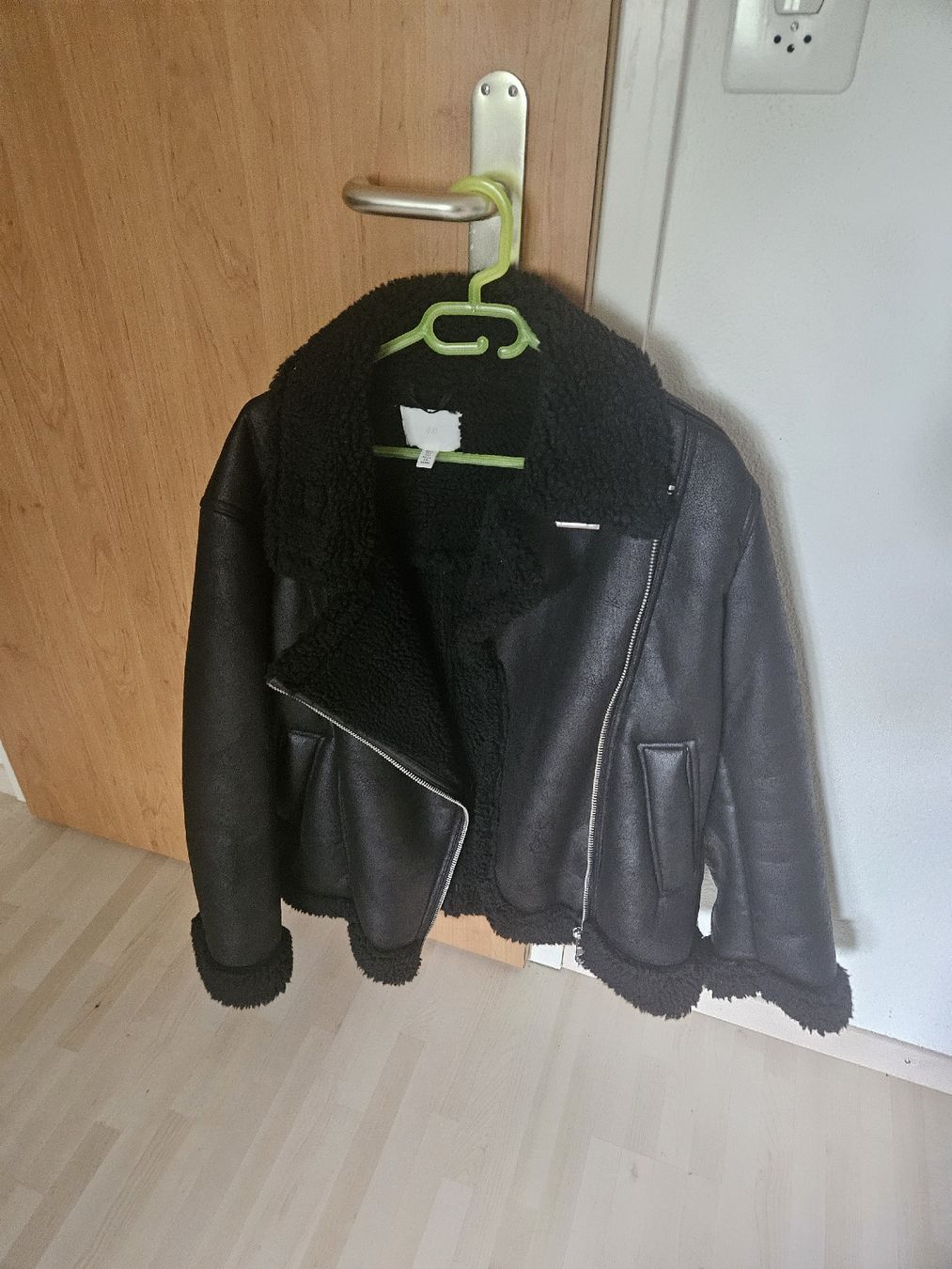 H&M Giacche: neue Oversize Jacke – Nuovo (secondo la descrizione) da Untersteckholz venduto da Cha_cv6x