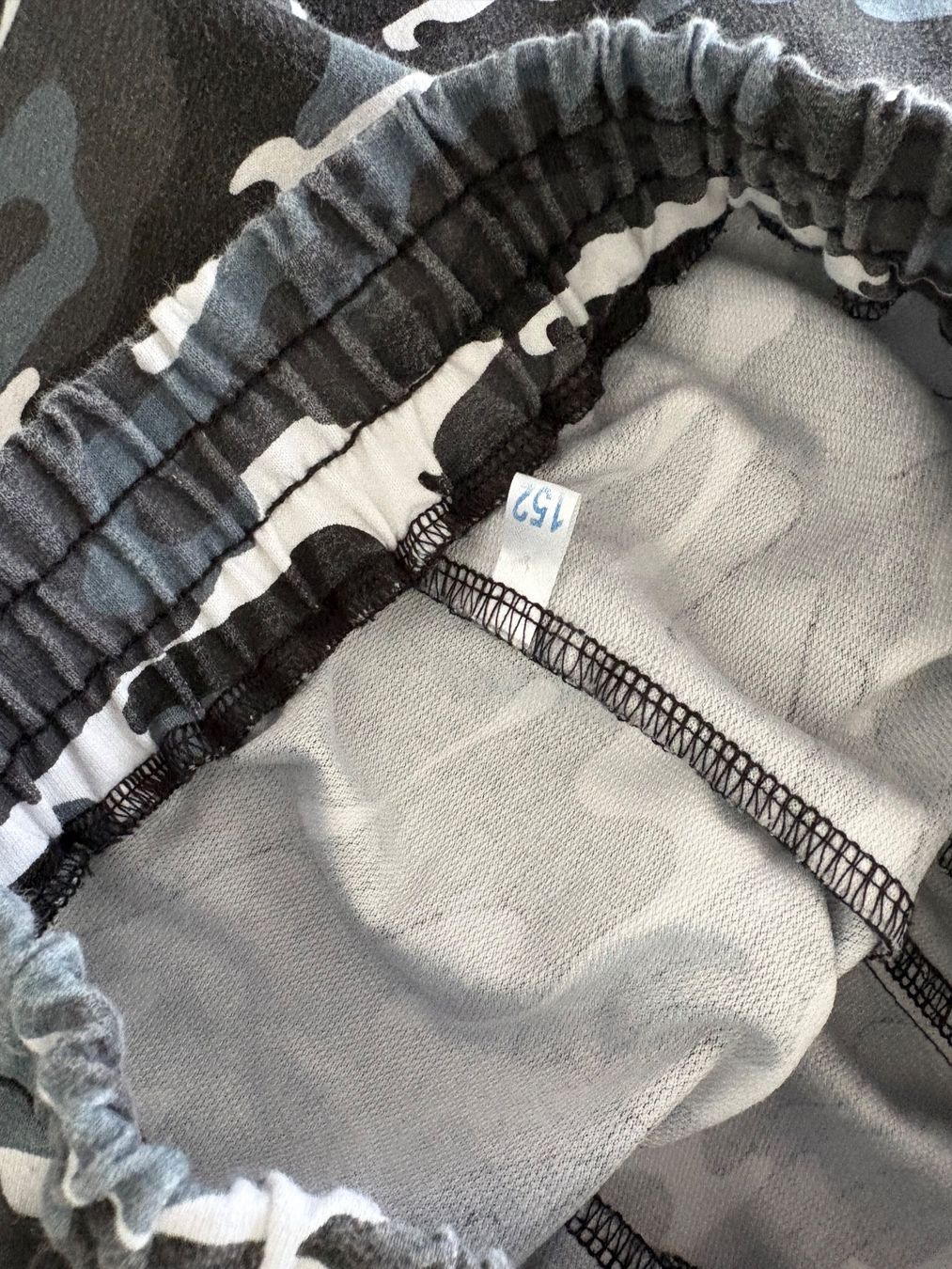 Pantaloni: Trainerhosen gr 146-152 – Usato da Egg b. Zürich venduto da dalanna 2