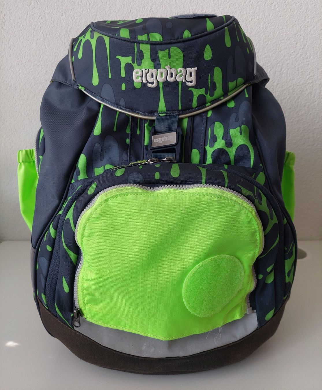 Ergobag Kindertaschen: Ergobag pack Schulsack mit Zubehör – Gebraucht aus Liesberg Dorf von FamilieBond007
