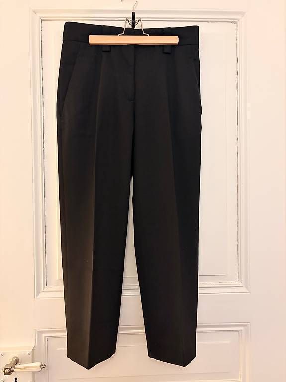 Pantaloni: Acne Studio Hose 36 – Usato da Basel venduto da yet_7svp