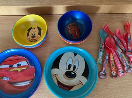Bols, services et assiettes plastique pour enfants