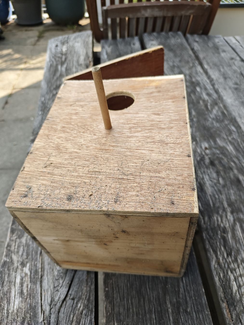 Petites maisons à oiseaux: Nistkasten Holz mit Sitzstange, gebraucht – D'occasion à Biel Bienne par anjasch 4