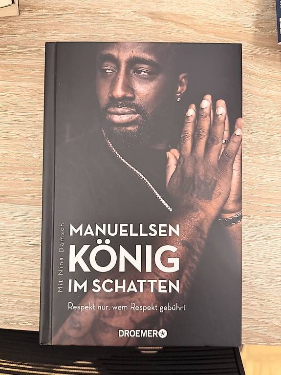 Bücher: Manuellsen – Neu und originalverpackt aus Embrach von Ilaila94
