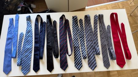 Lot de 9 cravates homme, très bon état