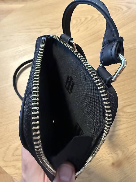 Borse da donna: Tommy Hilfiger Handytasche – Usato da Arbon venduto da kev_rth7 2
