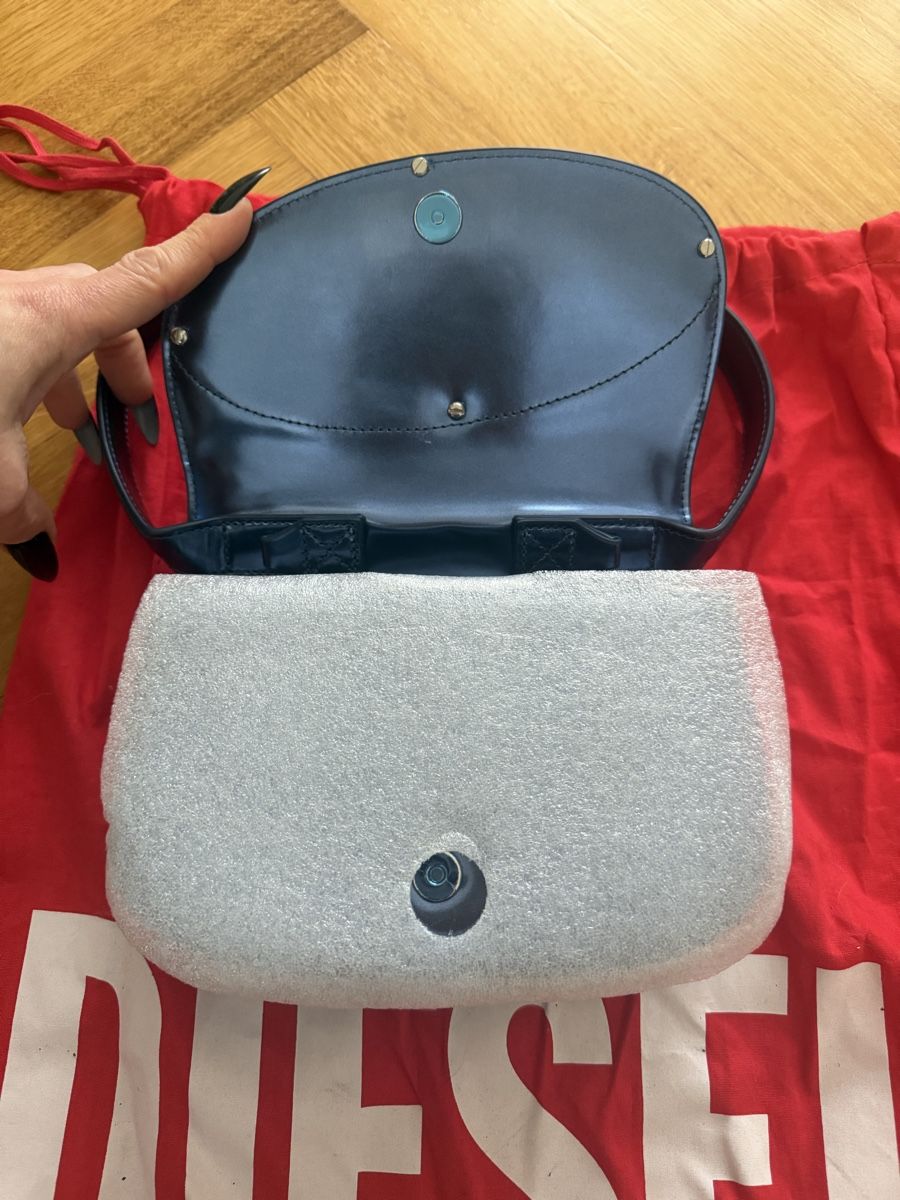 Diesel Borse da donna: Sac Diesel neuf, jamais porté – Nuovo e nell'imballaggio originale da Vevey venduto da dariodantonio 3