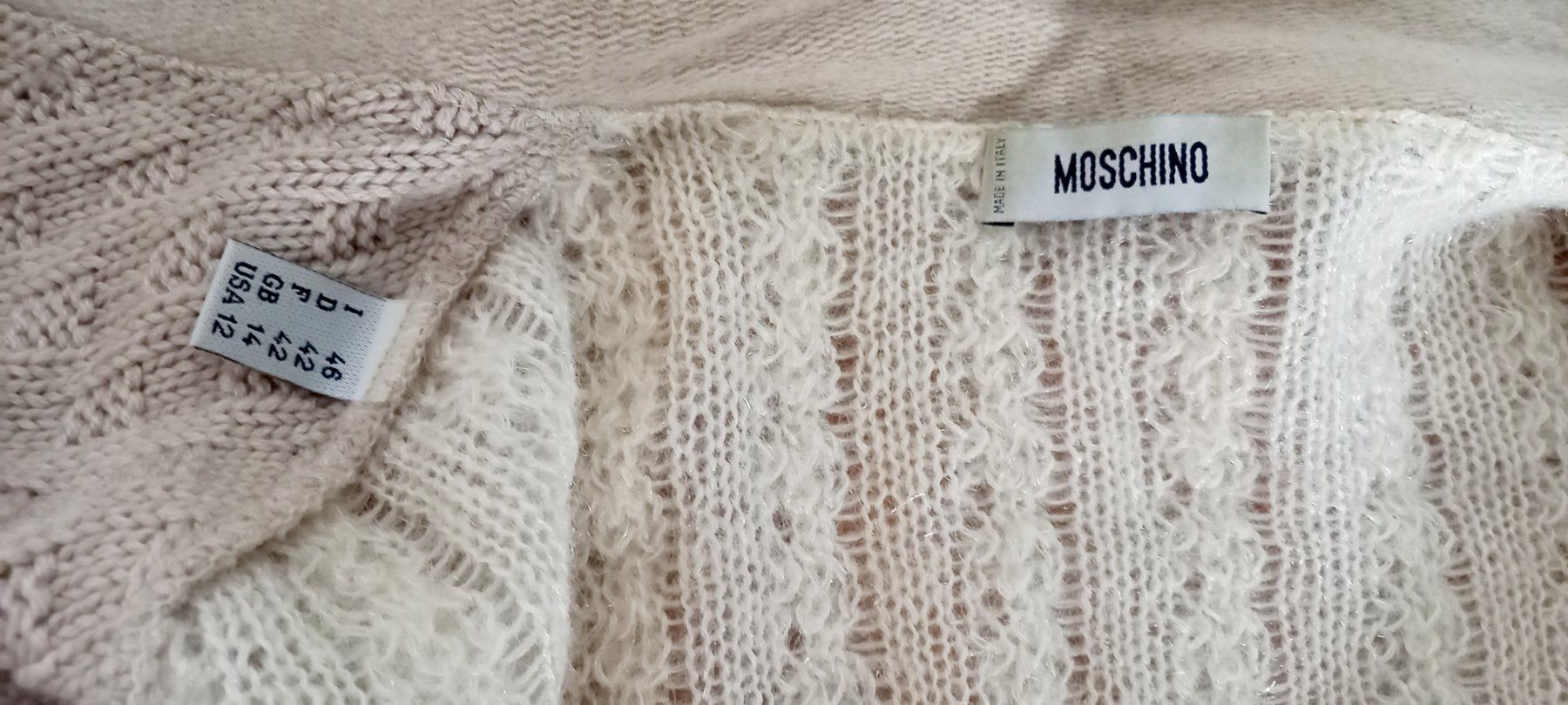Moschino Giacche: Moschino Strickjacke beige – Usato da Zwillikon venduto da Leewii 5