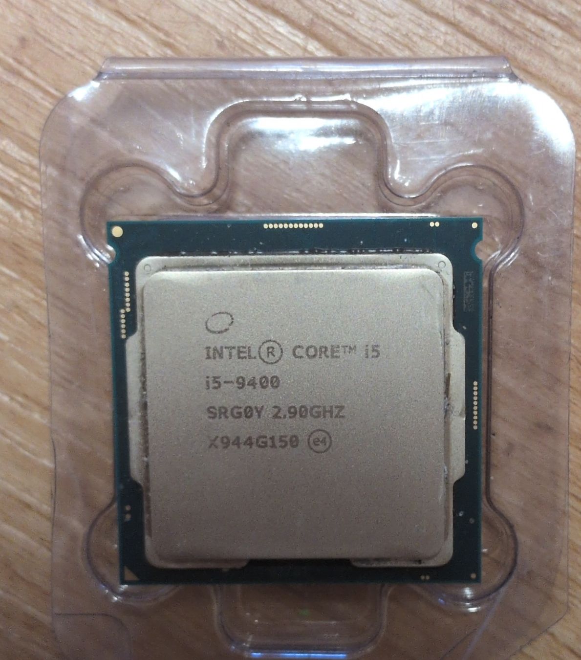 Intel Componenti elettronici: Intel Core i5-9400 CPU  – Usato da Sumiswald venduto da Nick_Stalder