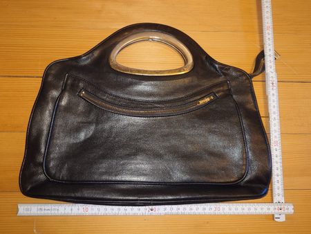 Damen Handtasche Leder schwarz Metallgriff gebraucht