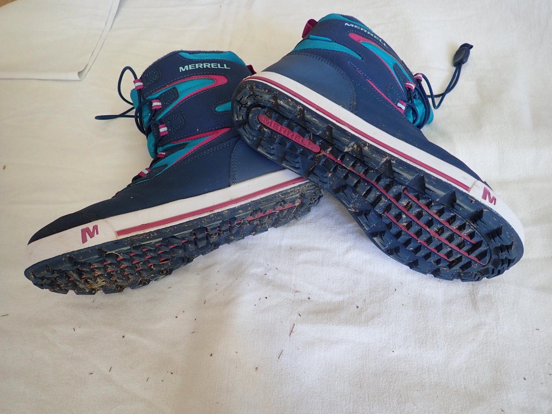 Scarpe per ragazze: Chaussures de marche taille 36 – Nuovo (secondo la descrizione) da Petit-Lancy venduto da camping_car 2