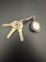 Schlüsselanhänger mit Gürtelclip + 3 alte Schlüsseln 🔑🔐🗝