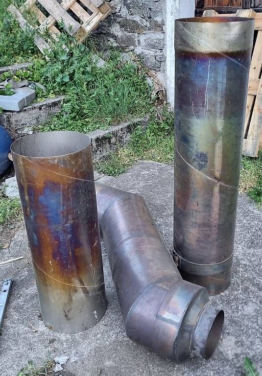 Tutti gli attrezzi: Tubi inox diametro 300 – Usato da Prugiasco venduto da DegrussaS