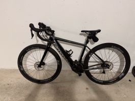 Vélo de course électrique 