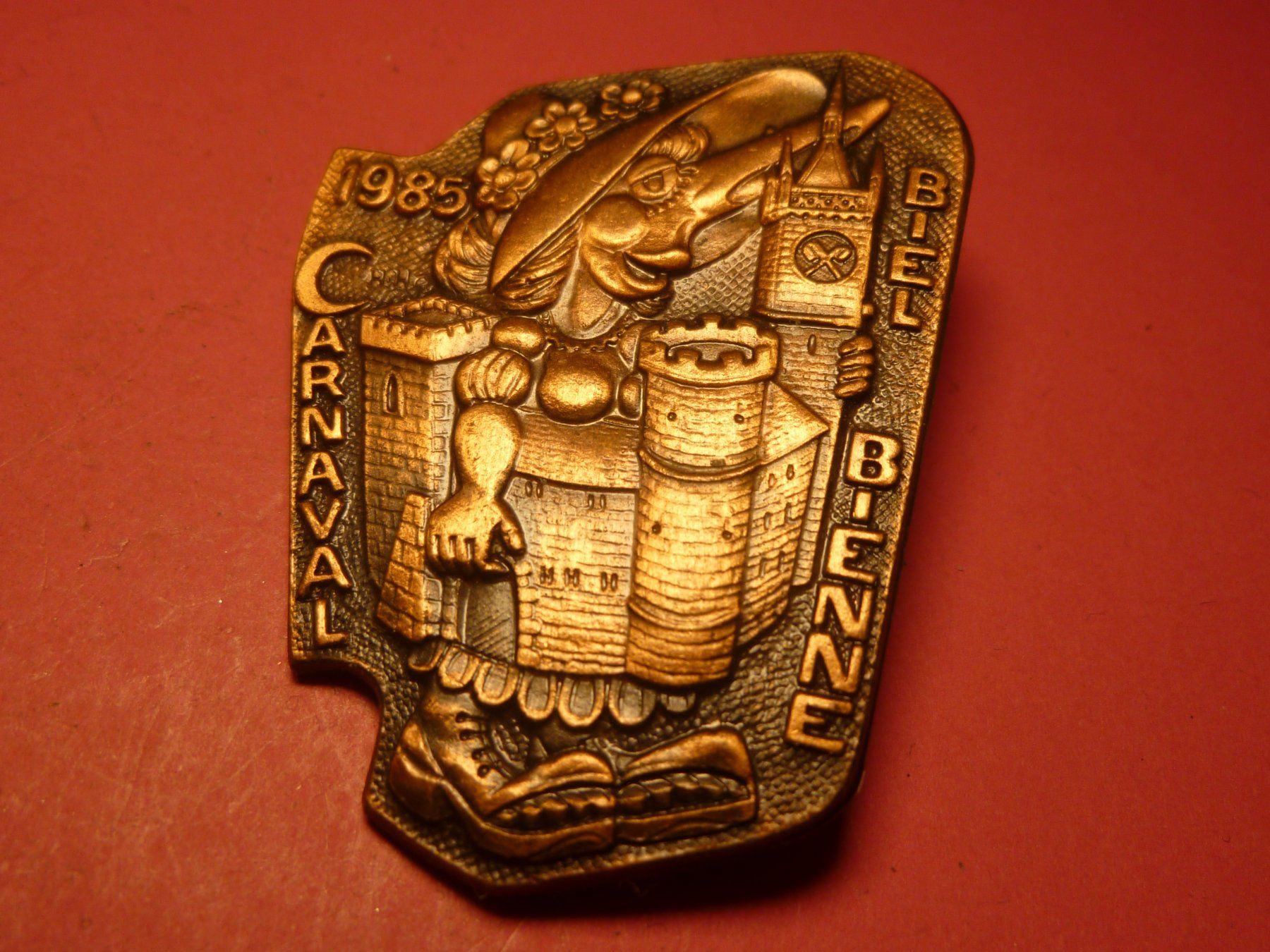 Placchette & Badge: BIEL-BIENNE 2985 BRONZE – Usato da Ried (Muotathal) venduto da Mandarin02