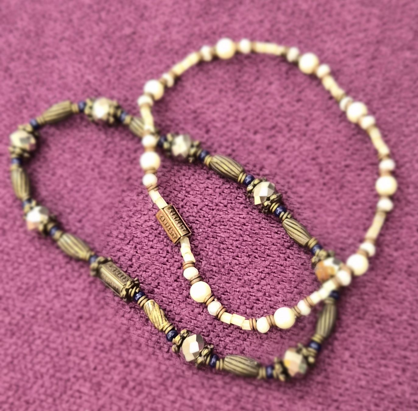 Armbänder & -reifen: 2 Konplott Armbänder Gummi – Gebraucht aus Eggersriet von illy76 1