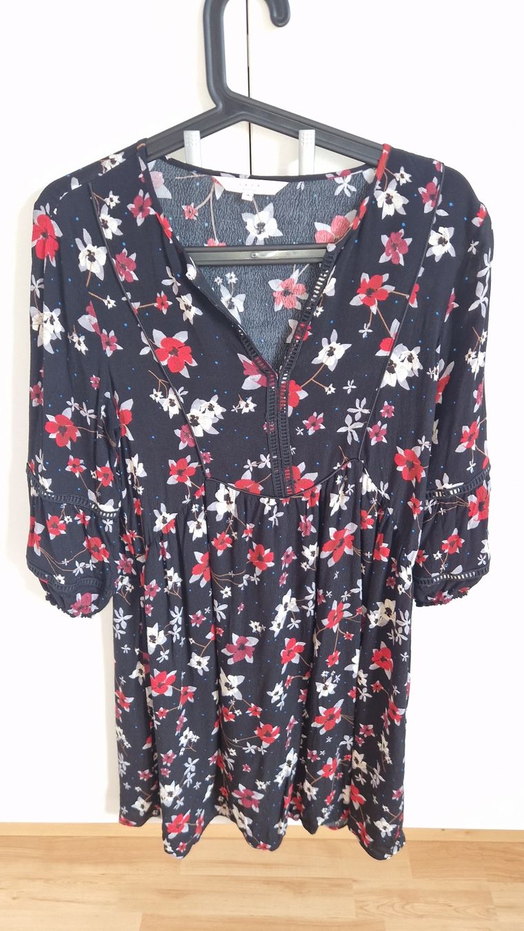 Kleider: Magnifique Robe Yaya – Gebraucht aus Bercher von Dusudouest