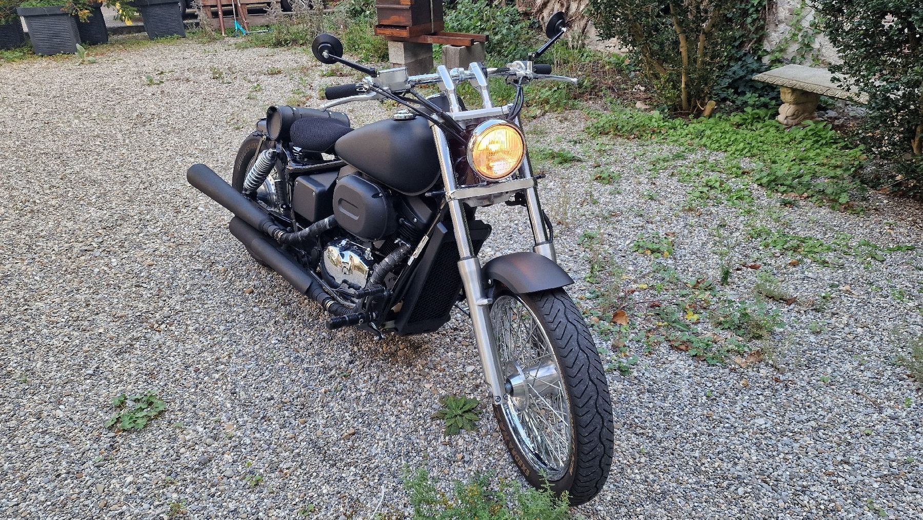 Honda Chopper: Honda VT 750 DC Black Widow - Custom – Gebraucht aus Solothurn von _Moonchild_ 2