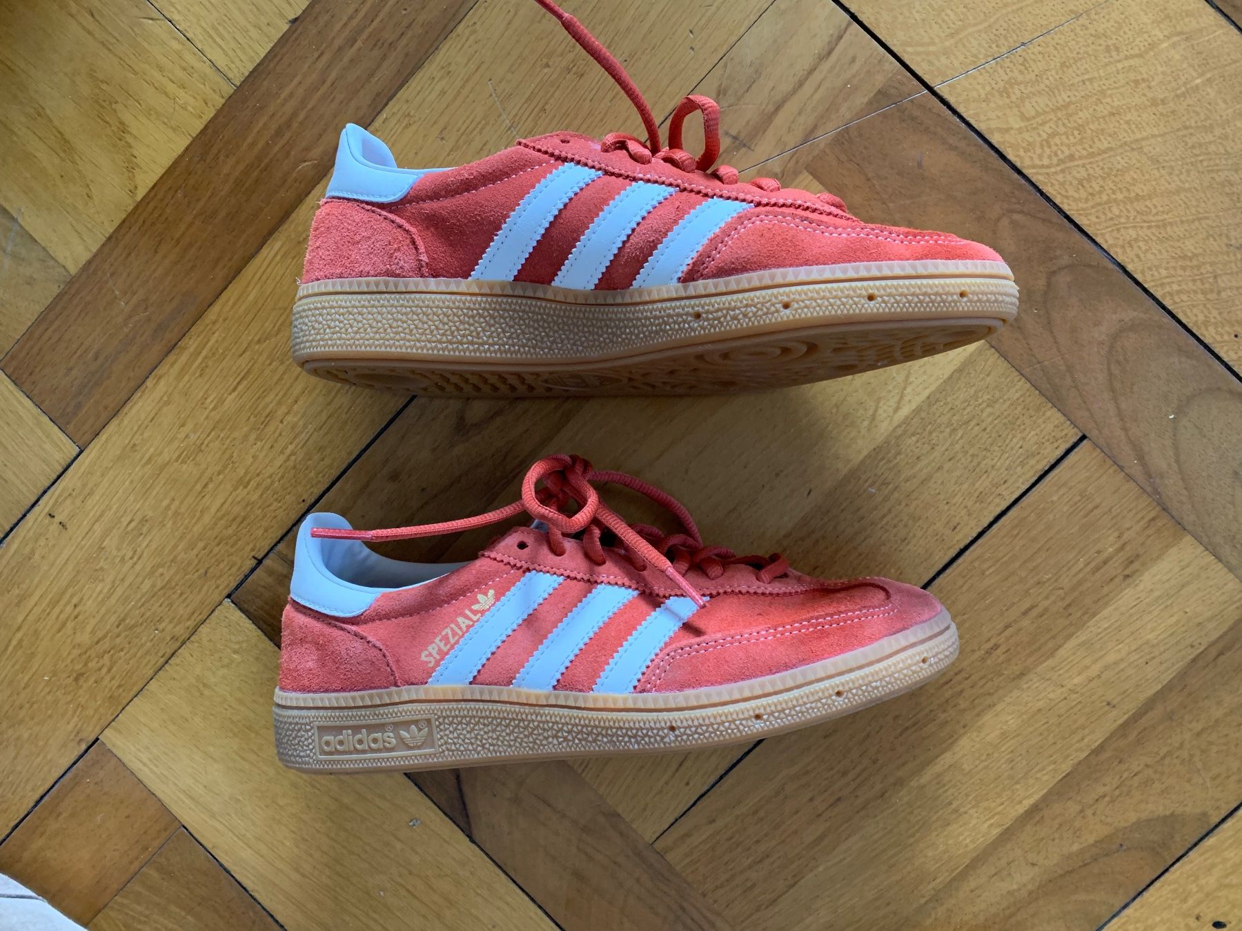 Adidas Scarpe da donna: Adidas Spezial Orange – Usato da Basel venduto da tavola1 2