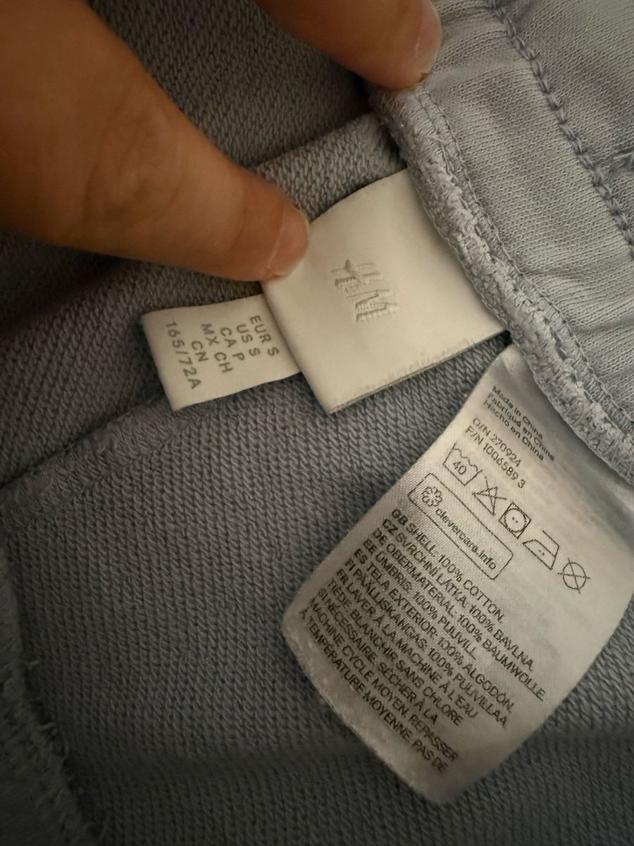 H&M Pantalons: Short H&M coton bleu – D'occasion à Tolochenaz par izz_7vdk 1