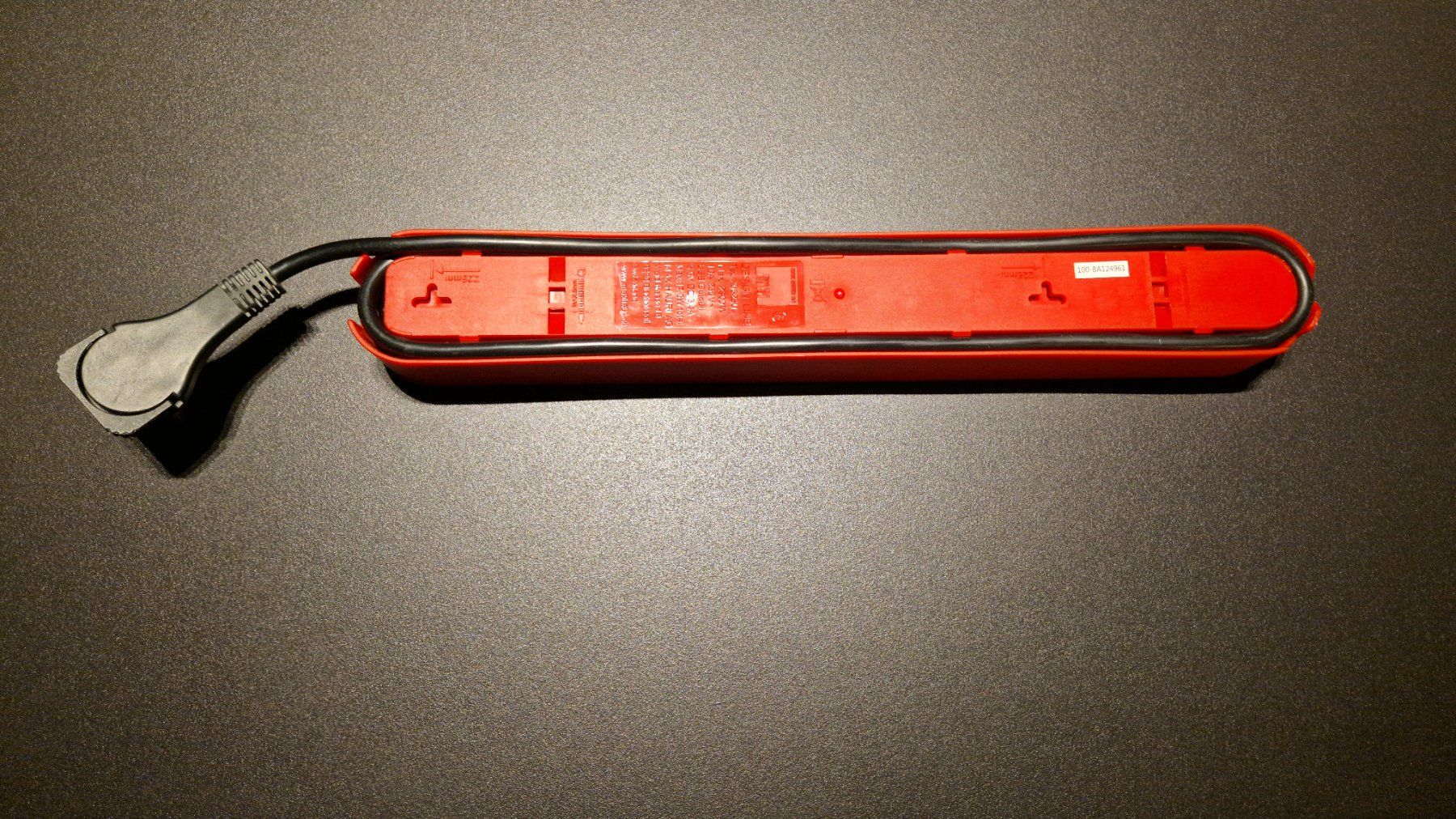 Stecker: Steckdosenleiste 5xT13 1xUSB Typ A 1xUSB TypC rot/schwarz – Gebraucht aus Igis von Vulleta.38 1