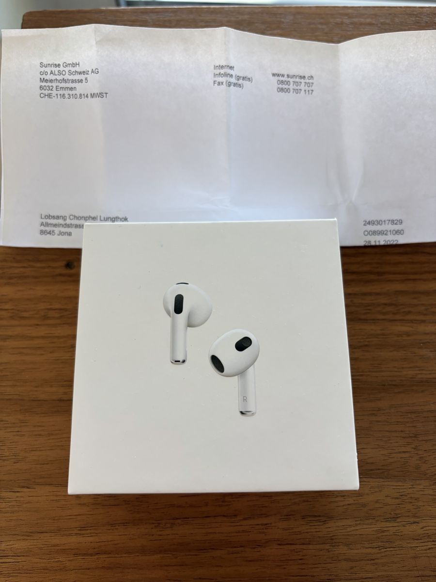 Apple Kopfhörer: Apple AirPods 3 Lightning  – Gebraucht aus Neuchatel von D9z2 1