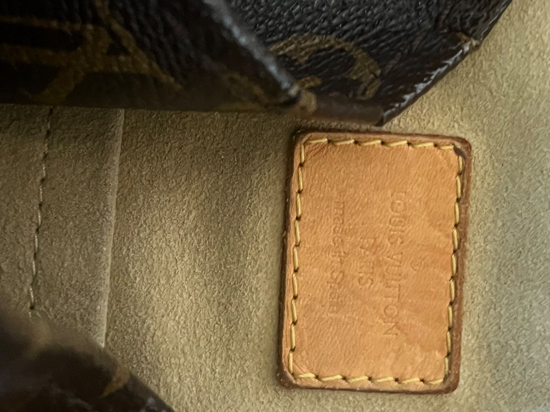 Louis Vuitton Sacs femmes: Louis Vuitton Monogramm Artsy – D'occasion à Ebikon par loy_wjg6 8