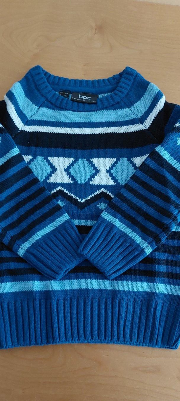 Pullover & Sweatshirts: Pullover neu Grösse 92/98 zu verkaufen – Neu und originalverpackt aus Pfaffnau von hei_9l9h 1