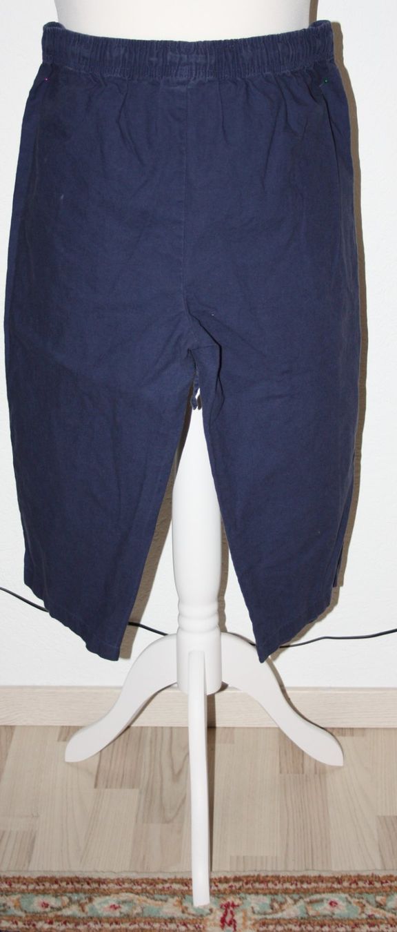 Pantaloni: Hose Bermuda TIS SAIA Gr. 46 – Usato da Flüelen venduto da Diversicum-Curvy 3