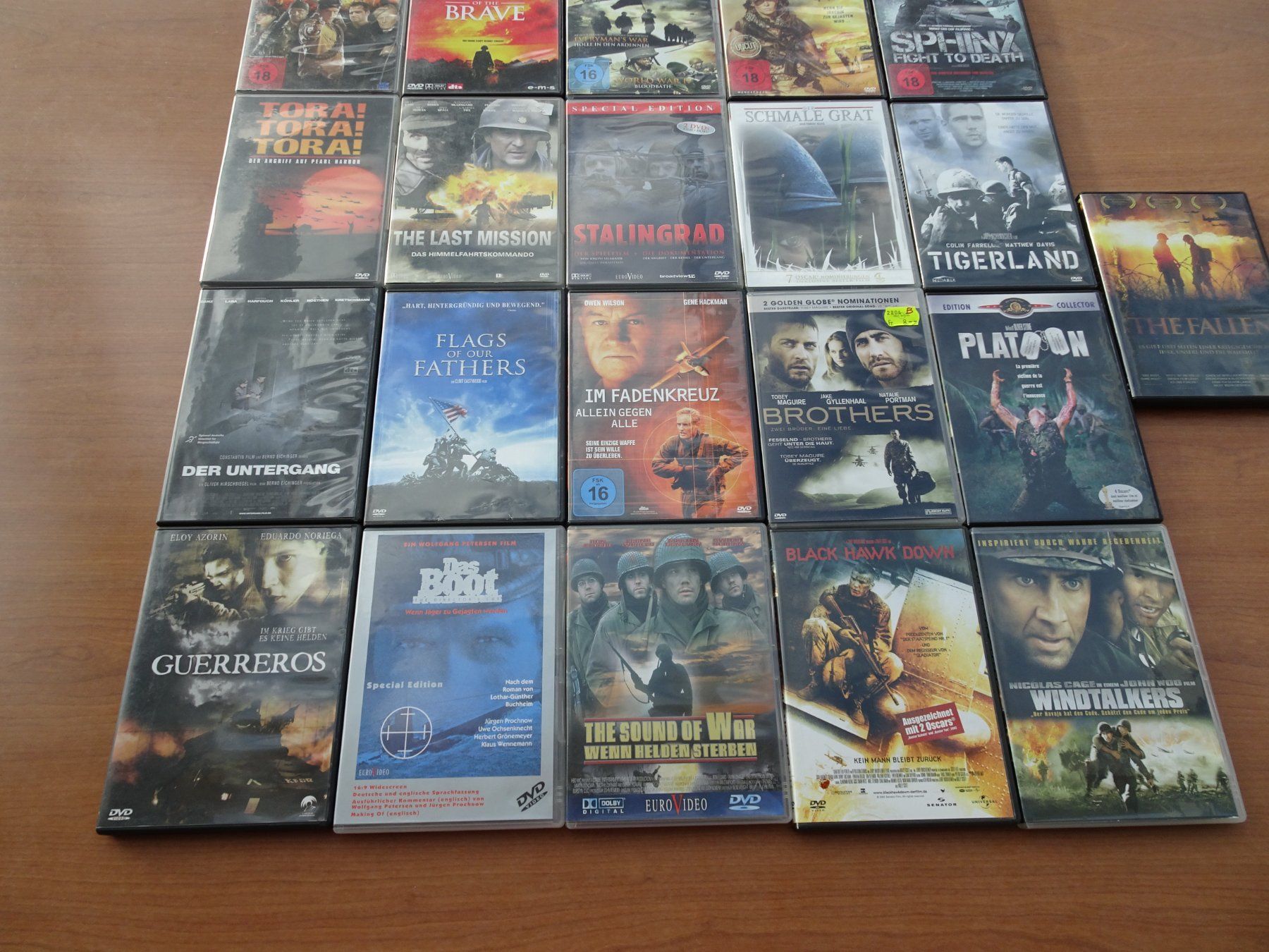 Tutti i DVDs: WAR  Kriegsfilme – Usato da Schenkon venduto da Movieplanet 2