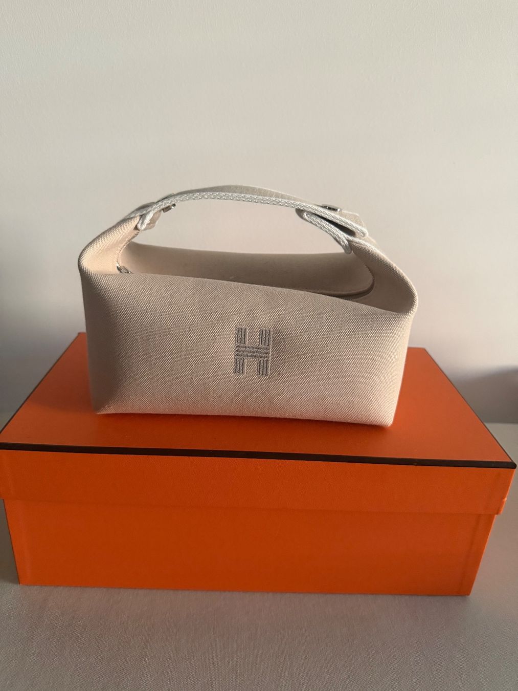 Hermès Taschen für Damen: Hermés Kulturbeutel Bride à Brac – Neu und originalverpackt aus Wädenswil von Fr_an_cii