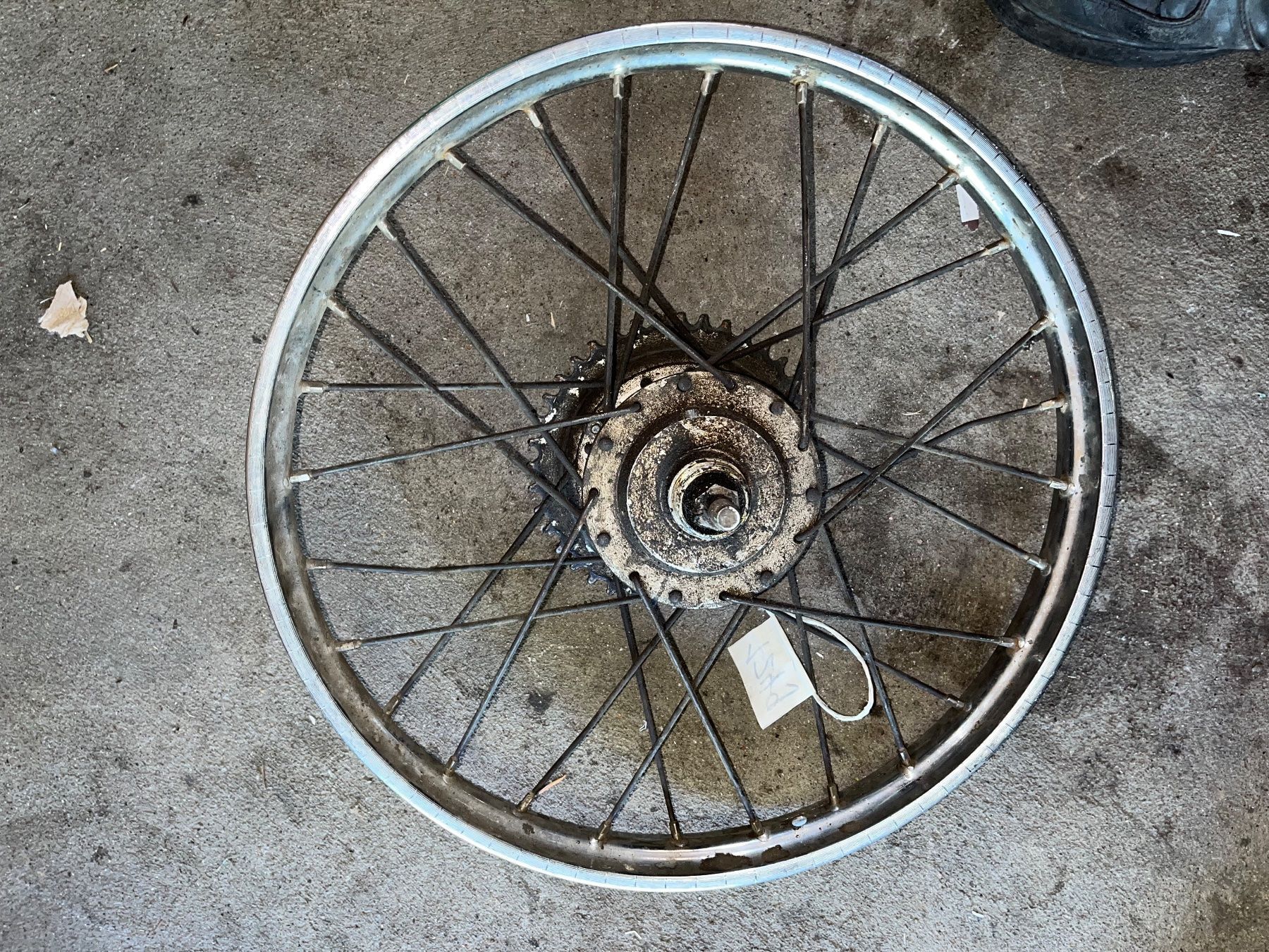 Sachs Pièces pour mobylette: Mofa Speichenrad – D'occasion à Fahrni b. Thun par berger_tuning34 2