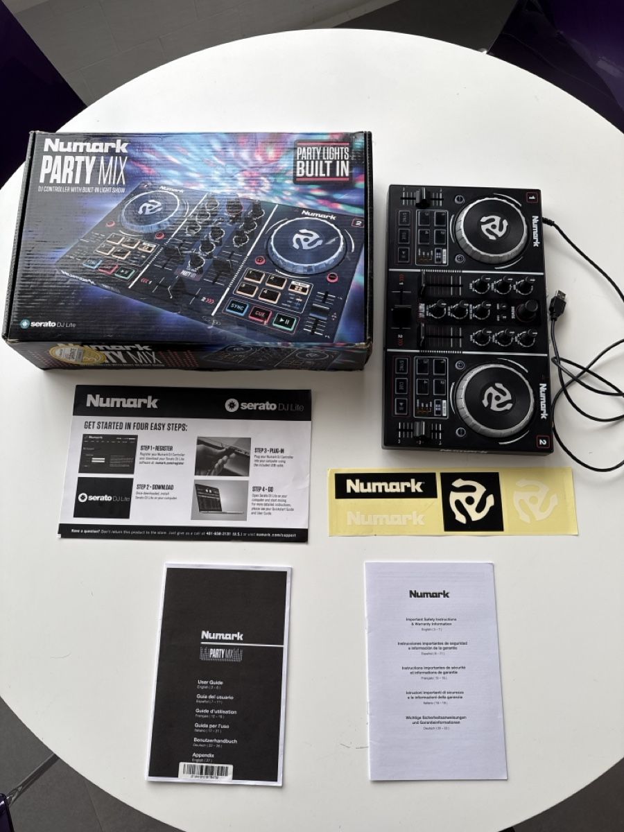 Numark Platines de mixage: Numark Party Mix  – D'occasion à La Neuveville par leo_h5jb 2