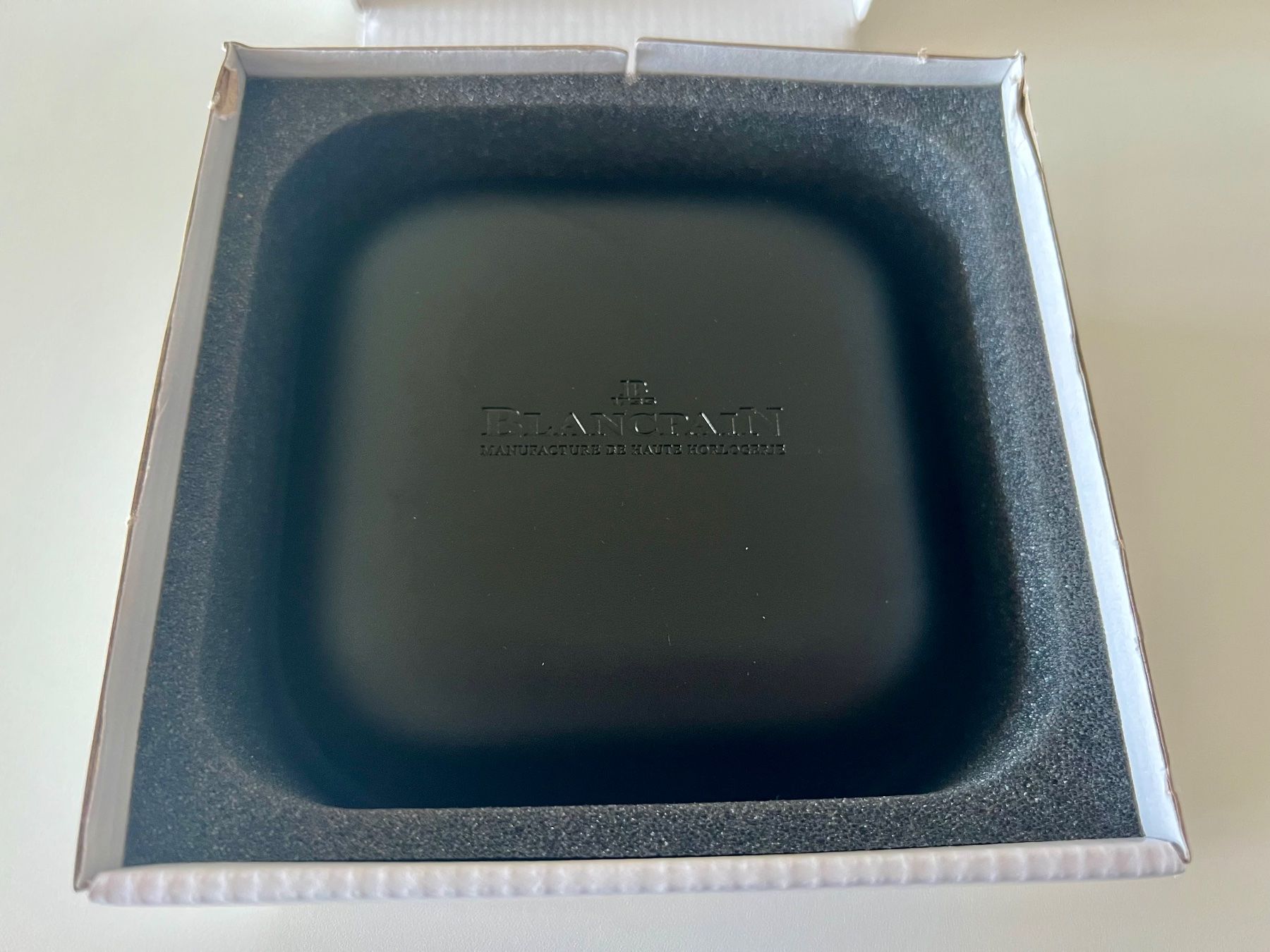 Blancpain Uhren: BLANCPAIN original travel/service box with outerbox – Neu und originalverpackt aus Mont-sur-Lausanne von vmi_ym5l 4