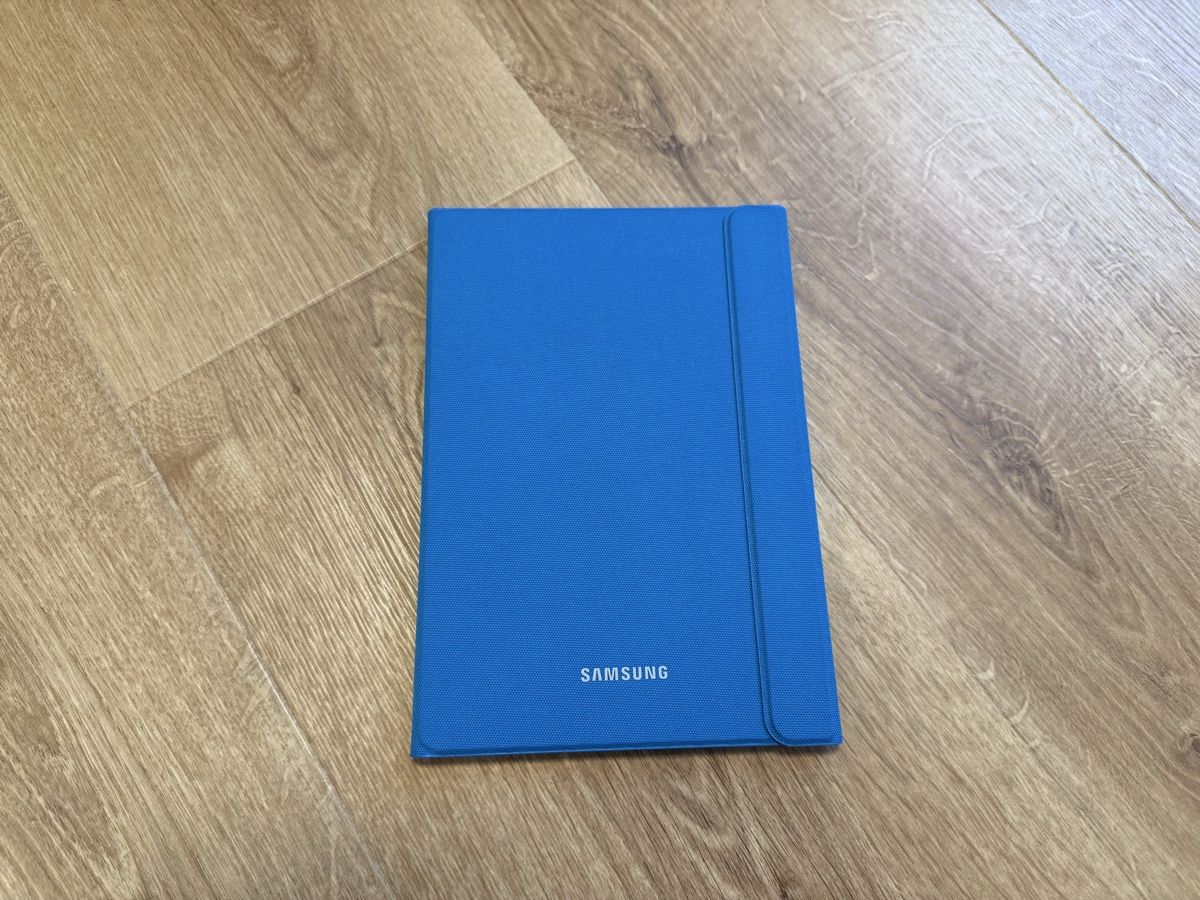 Samsung Tablettes PC: Samsung Galaxy Tab A 9.7 mit Hülle – D'occasion à Wagen par S.Ehrling 3