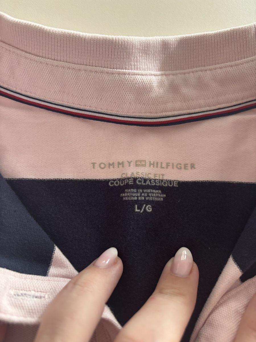 Tommy Hilfiger Polos: Tommy Hilfiger PoloShirt – D'occasion à Höri par Celine.11 1