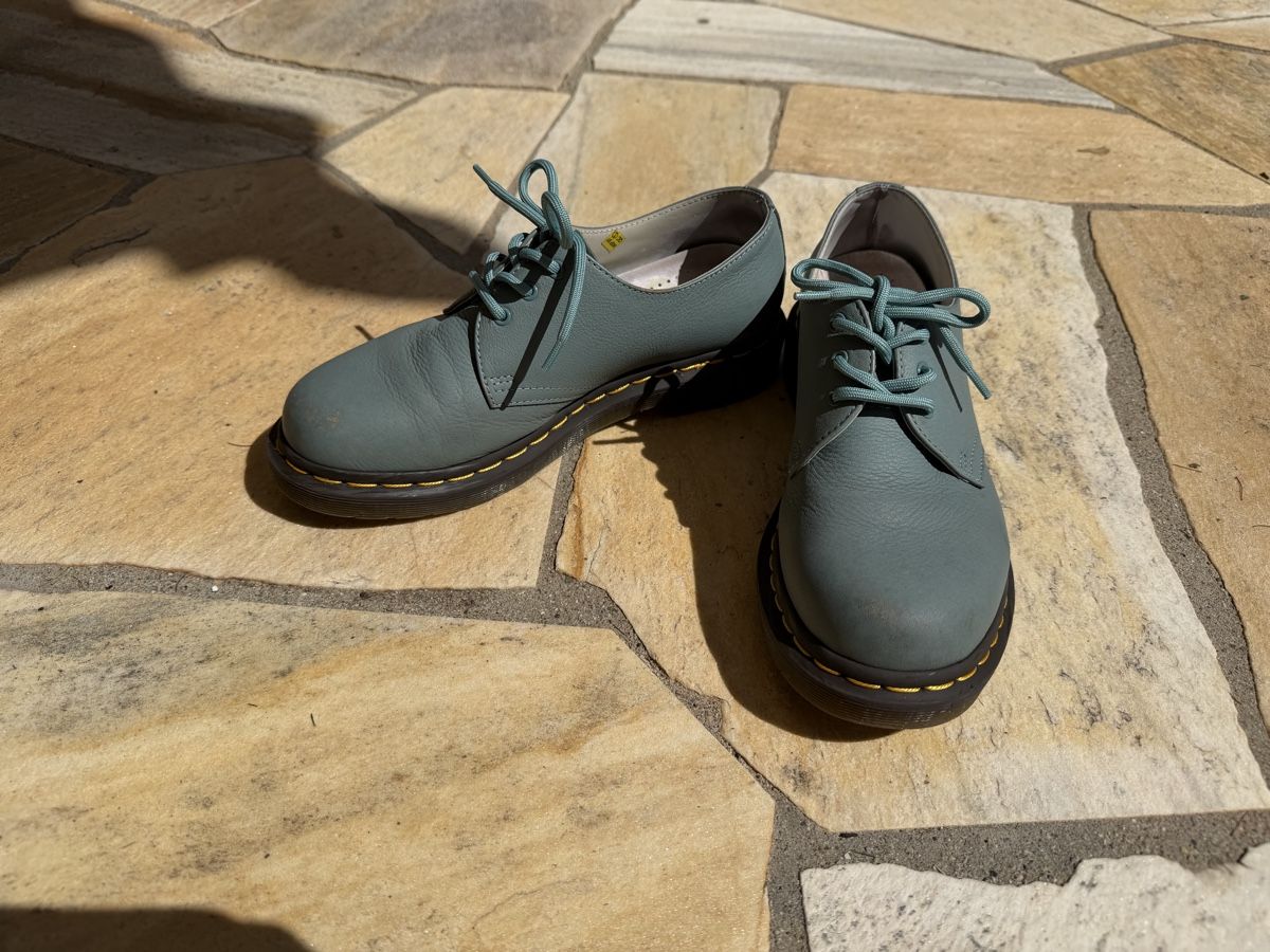 Dr. Martens Scarpe da donna: Dr Martens basses bleu taille 38 – Usato da Founex venduto da Hyrienne