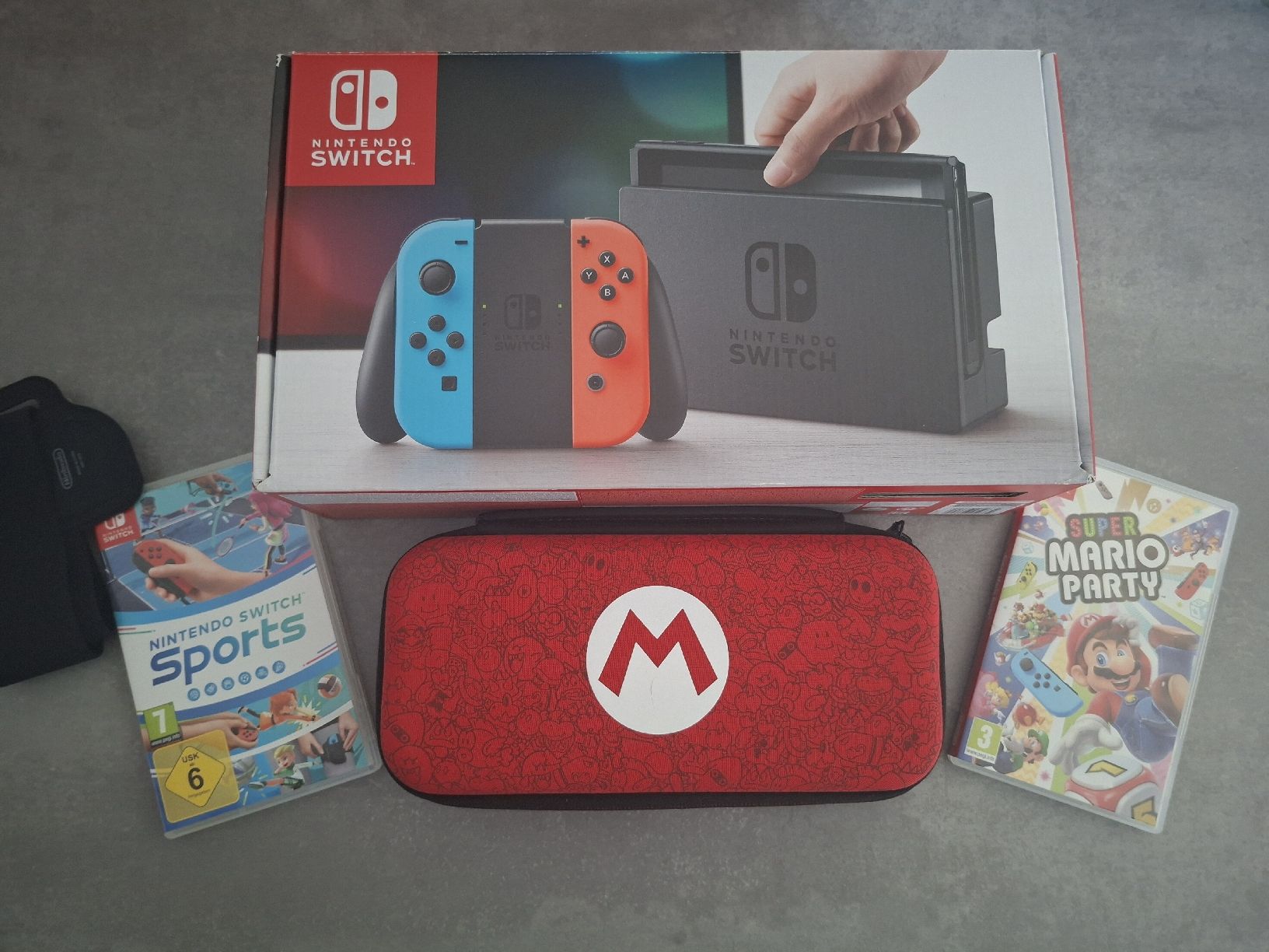 Nintendo Konsolen: Nintendo Switch 1 – Gebraucht aus St-Sulpice VD von jihem87